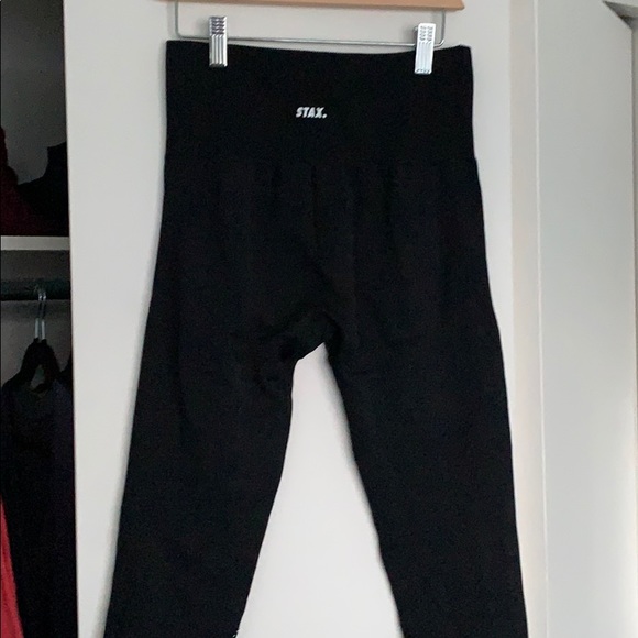 Stax Best Black Leggings - Picture 4 of 5